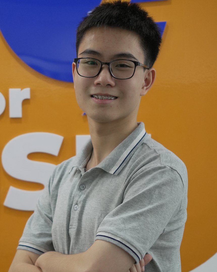 Học viên Tấn Bình, lớp 9 — đạt 8.0 IELTS