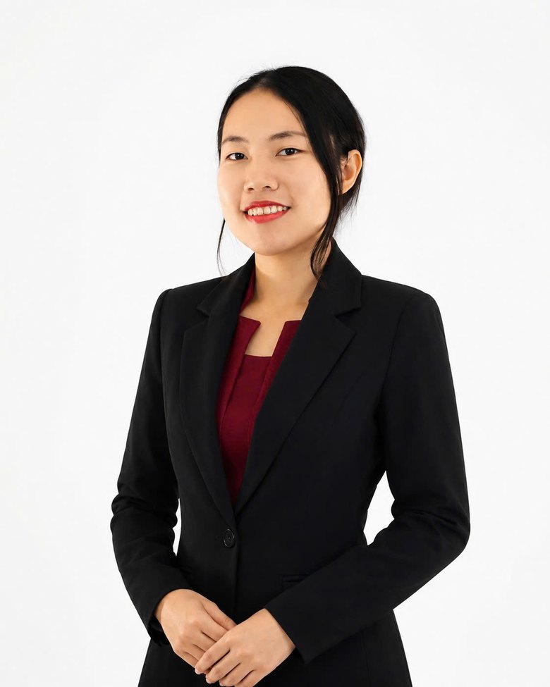 Cô Minh — đồng sáng lập